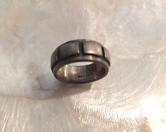 Vintage Sterling Silver Band Ring - Signed Vintage Sterling Silver