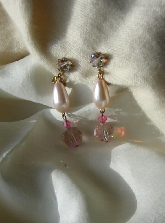 Vintage 60s Pink Crystal  Earrings