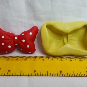 Stampo in silicone, fiocco Minnie Mouse 5 cm.