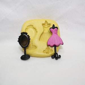 Mirror and Mannequin dress- Silicone mold.