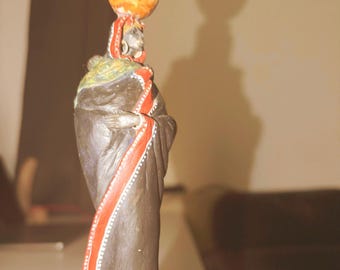East Africa Maasai Woman Figurine: Carrying Child, Water Pot on Head
