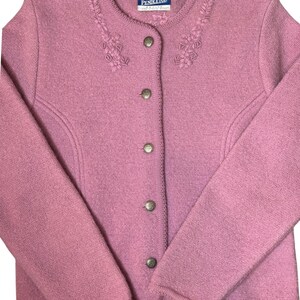 Cardigã Pendleton Feminino Tamanho M Rosa Excelente Lã Bordada Floral EUA imagem 3
