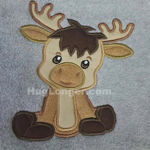 Applique Baby Moose embroidery file