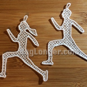 Free Standing Lace In The Hoop Runner Ornament file digitali per la tua macchina da ricamo
