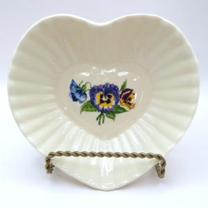Belleek ベリーク　一点物バスケット　インチャンテドアイル Vintage Belleek China - Etsy