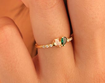 Anel de Ouro 14K com Pedra de Nascimento "Toi et Moi" em Corte Pera, Delicado Anel Personalizado com Duas Pedras de Nascimento, Anel Personalizado em Formato de Coração com Duas Pedras de Nascimento, Presente para Mãe/Bebê