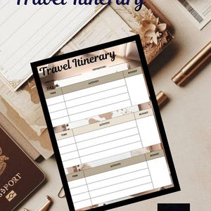 Peut inclure: Un modèle de planificateur d'itinéraire de voyage imprimable avec un schéma de couleurs beige et blanc, comprenant des sections pour l'arrivée, le départ, le jour, l'heure, l'activité et le budget. Le texte Travel Itinerary figure en haut.