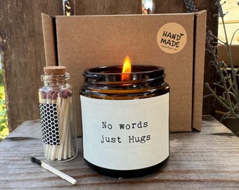 Niente parole, solo abbracci, Candela in cera di soia, Profumo di oli essenziali, Abbracci confortanti, Regalo per pensare a te, Candela dell'abbraccio