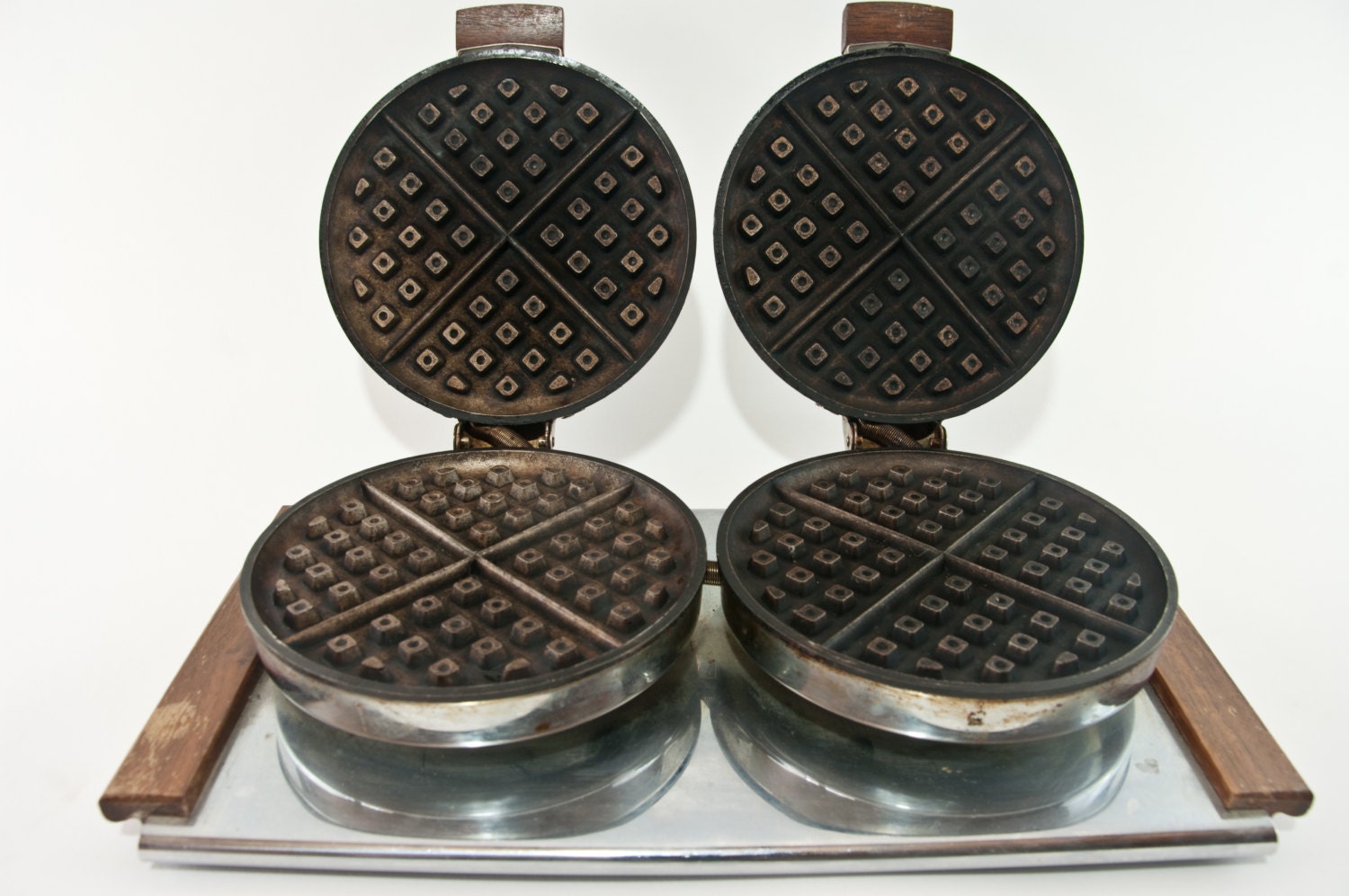 1940s Waffle Iron Vintage Knapp Monarch Waffle Iron Antique Etsy