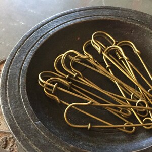 Extra Large (3 in. - 70mm) Antique Brass Safety Pins - Kilt Pins - Great Beading Basic