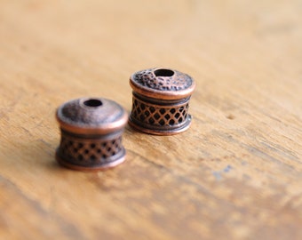 Trondheim Antique Copper 8mm Gorras de cuentas de bala martillada (2) - Perfecto para Kumihumi y Viking Knitting
