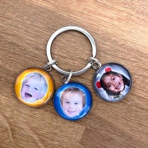 Custom Face Keychain | Custom Photo Keychain Charms | Personalized Face Gift | Picture Keychain Charm | Personalized Memorial Pendant Gift