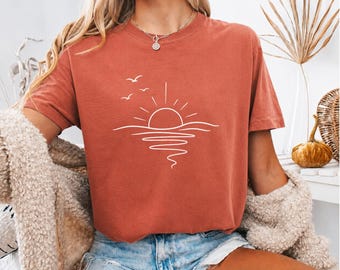 Minimalist Sunset Shirt, Beach Ocean Line Art Comfort Colors Tee