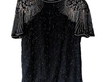 EUC Vintage Dynasty Party Dam Med Sidenpärlbroderad Goth Galablus