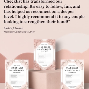 Könnte beinhalten: Drei "Marriage Maintenance Checklist" Drucke werden auf einem rosa Hintergrund angezeigt. Die Checklisten haben ein Blumendesign und den Text "Marriage Maintenance Checklist". Das Bild enthält auch ein Zitat von Sariah Johnson, Ehecoach und Autorin.