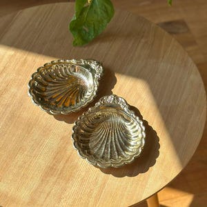 Silberfarbenes Muschelschalen-Set (2er-Pack) – Schmuckschale, Ringhalter, Seifenschale, 16 x 13 cm