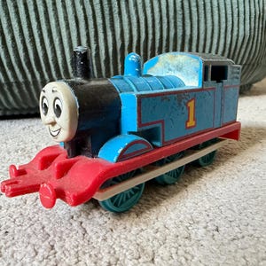 ERTL Pull-back Thomas the Tank Engine - Metal Diecast Railway