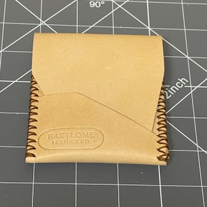 La cartera de cuero “Chase”