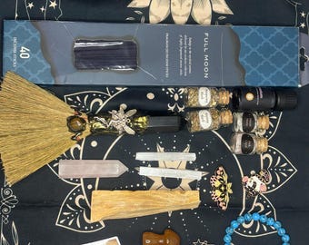 10 Item Witchy Mystery Box | Crystal, Spiritual, Gothic Gift, Witchcraft Bundle