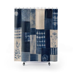 Marineblauwe patchwork douchegordijn, indigokleurige blokprint badkamerdecoratie, klassiek blauw-wit geometrisch patroon, shibori-stijl gastenbadkamerdecoratie