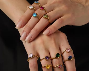 Custom Personalized Birthstone Rings for Mom, Women's Multi-Gemstone Rings, Custom Mother's Jewelry, Holiday Jewelry Gifts for Friends