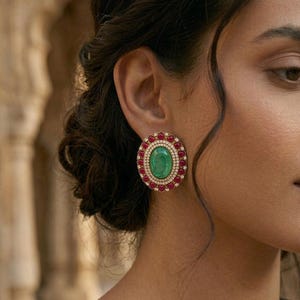 Pendientes llamativos de rubí esmeralda de Prestones, pendientes ovalados de piedra verde, joyería real india.