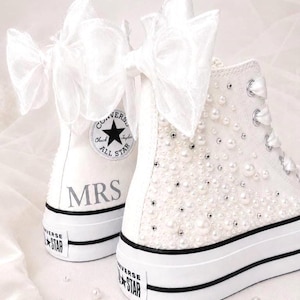 Braut Brautschmuck | Benutzerdefinierte Hochzeits-Turnschuhe | Personalisierte Perlen-Platform-Trainer | Braut-Empfangs-Schuhe