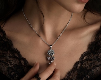 Gothic Rose Halskette, Edelstahl Anhänger, Unisex Punk Schmuck, Accessoire mit langer Kette