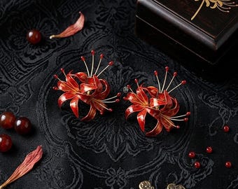 Presente para Ela - Brincos de Lírio-Aranha Vermelho, Brincos Florais Higanbana Artesanais, Joias de Estilo Gótico e Folclórico
