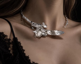 Gothic Silver Choker Necklace, Dark Fantasy Statement Jewelry, Sculptural Leaf Pendant Necklace, Victorian Inspired Alternative Jewelry Gift