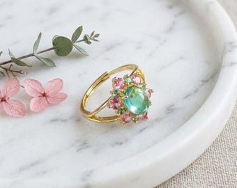 Anel vintage floral com pedra preciosa verde, aro ajustável em ouro, joia botânica estilo fairycore