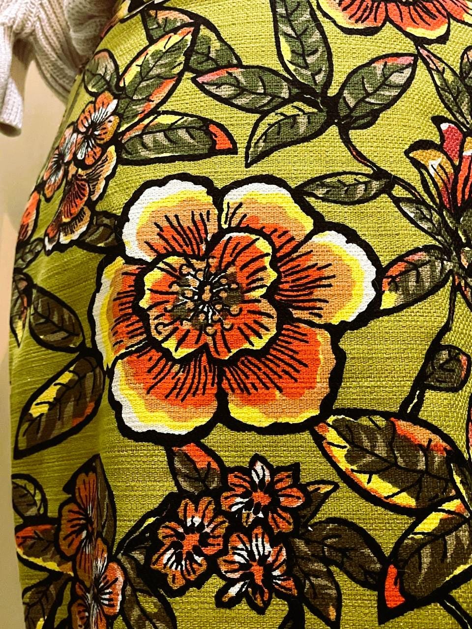 Textured Pencil Skirt ~ Ann Taylor Loft ~ Olive Floral Print