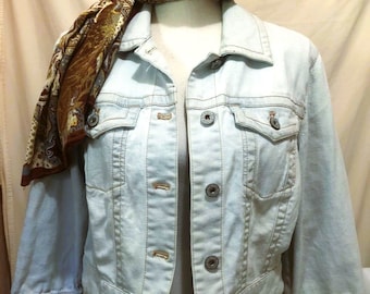 Chico's Jean Jacket ~ Acid Wash ~ 3/4 Sleeves ~ Button Front ~ Size 1 ~ Cute Trim ~ 1990's ~ Excellent Condition