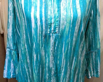 Gloria Vanderbilt Summer Beach Shirt ~ 3/4 Length Sleeves ~ Embroidered ~ Blue Aqua ~ 1990's ~ Size M ~ 100% Viscose ~ Tunic