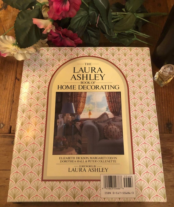 The Laura Ashley Book Of Home Decorating By Ireland - Laura Ashley Home Decorating Bookshelves