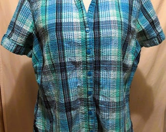 Seersucker Camp Shirt ~ Short Sleeves ~ Blue Green Plaid ~ Button Front ~ Size Large ~ by Erika