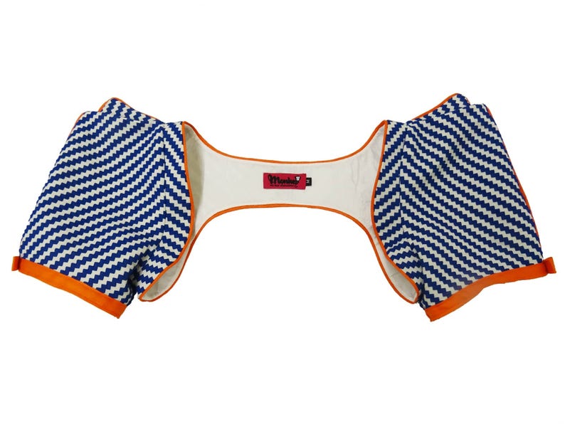 La Marine Puffy Monkey eyecatching bolero jacket with puff sleeves in blue-white zig zag patterned fabric