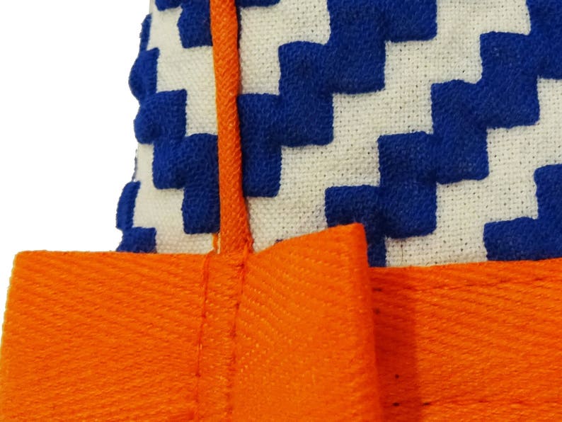 La Marine Puffy Monkey eyecatching bolero jacket with puff sleeves in blue-white zig zag patterned fabric