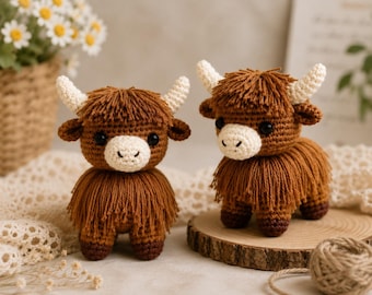 Vaca de las Tierras Altas de ganchillo hecha a mano, juguete de granja, lindo juguete amigurumi, ideas de regalo de decoración de granja, accesorios de regalo para ella