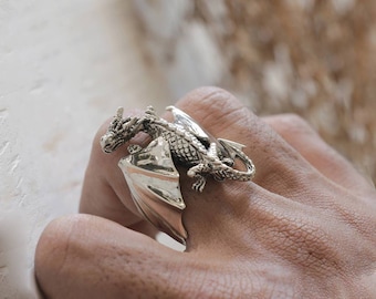 flying Dragon Ring for unisex made of sterling silver 925 celtic fantasy style