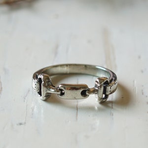Snaffle Bit Horse Ring for women made of sterling silver 925 Equestrian style