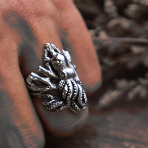 tentacle octopus coral ring for men made of sterling silver 925 nautical style