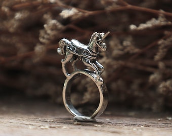 carousel horse ring for men made of sterling silver 925 Minimal style