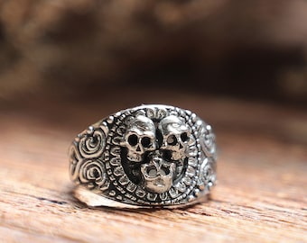 Sterling Silver 3 Skull Ring: Gothic Biker Style