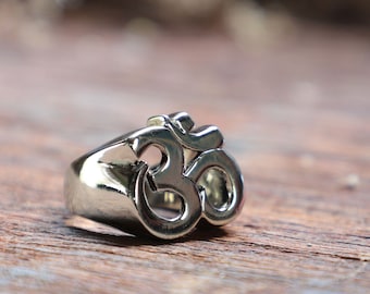 Anello simbolo om per unisex in argento 925 yoga stile indù