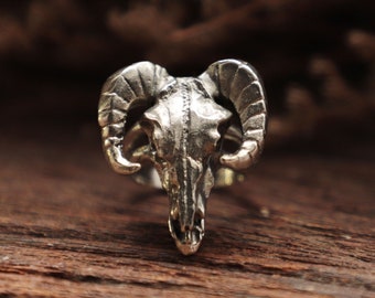 Deer Skull Ring for women made of sterling silver 925 Bohemian style