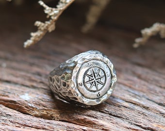 Anello in Acciaio Inox da Uomo Sail con Ancora Dorata Barca Nave Mare Argentato
