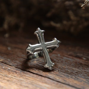 Cross gothic ring for men made of sterling silver 925 Vintage style