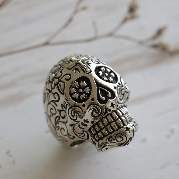 Bague croisée en sucre crânien pour homme en argent sterling et laiton de style mexicain