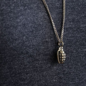 hand grenade pendant necklace for unisex made of sterling silver 925 Military style